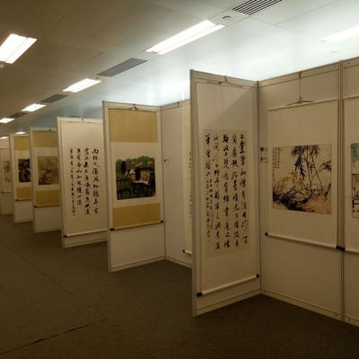 上海展柜展板出租與圖文設計一站式服務，如何選擇靠譜供應商？
